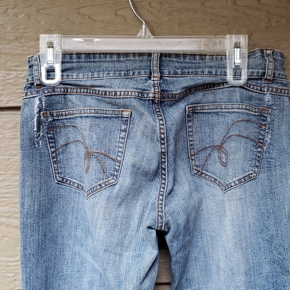 VTG Reference low rise flare leg jeans 7 - Picture 7 of 12